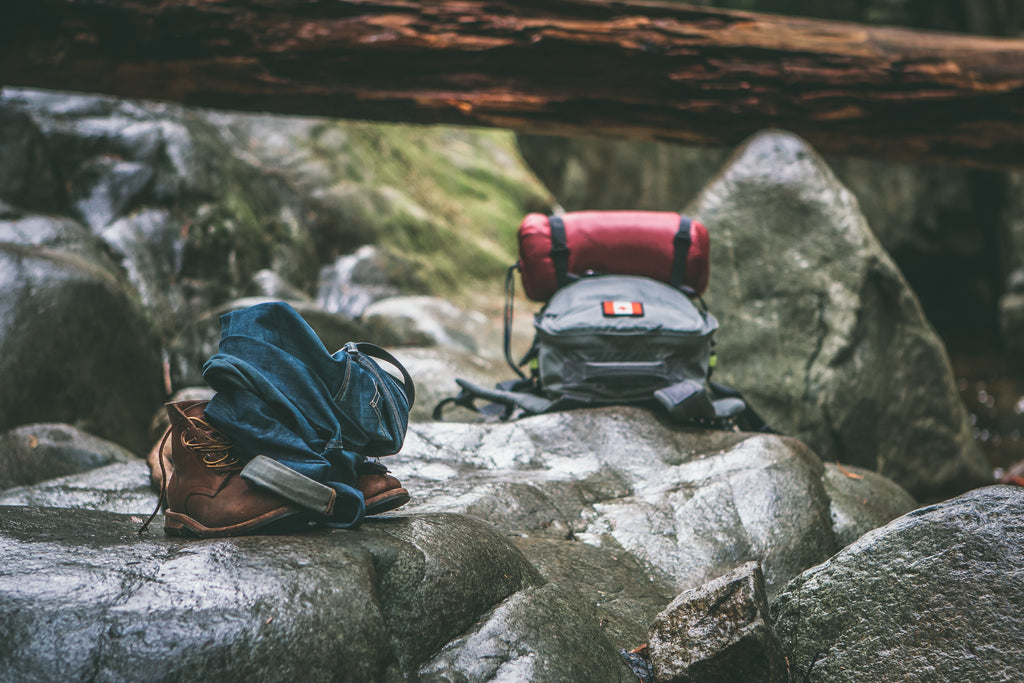 10 Things You Should Always Bring On a Hike
